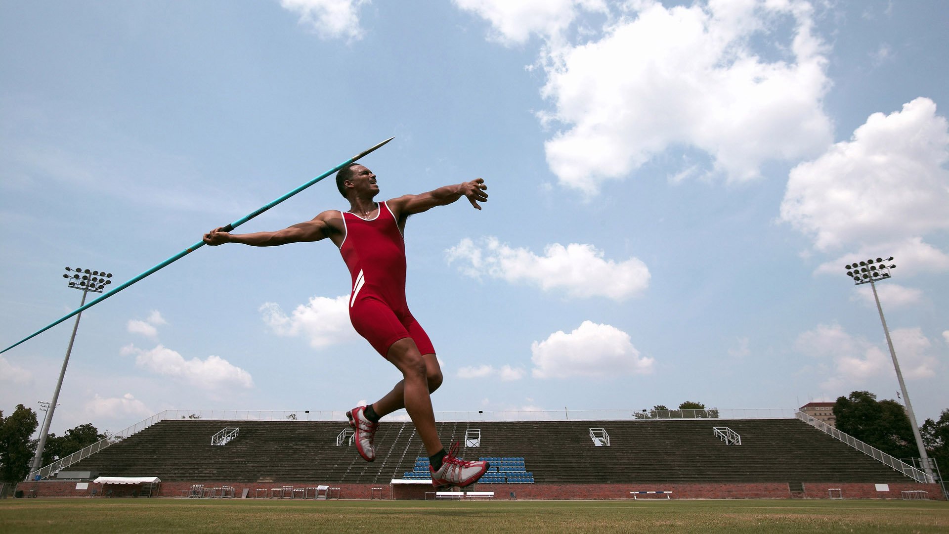胡贝特·科斯稳扎稳打掌控比赛节奏，胡安贝内特简介